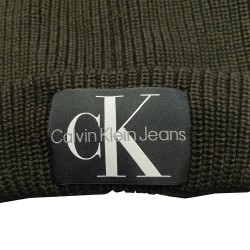 CALVIN KLEIN MONOLOGO PATCH BEANIE