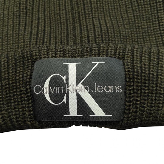 CALVIN KLEIN MONOLOGO PATCH BEANIE CALVIN KLEIN MONOLOGO PATCH BEANIE