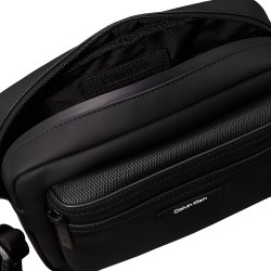 CALVIN KLEIN CK ESSENTIAL CAMERA BAG RUB